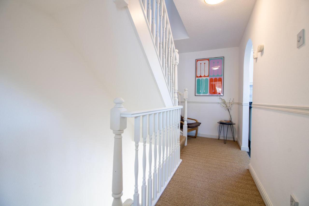 Laurels- 3-Beds, Parking, Short Walk To Beach Torquay Εξωτερικό φωτογραφία