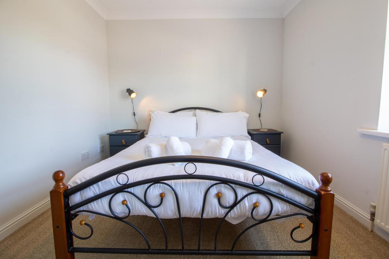 Laurels- 3-Beds, Parking, Short Walk To Beach Torquay Εξωτερικό φωτογραφία